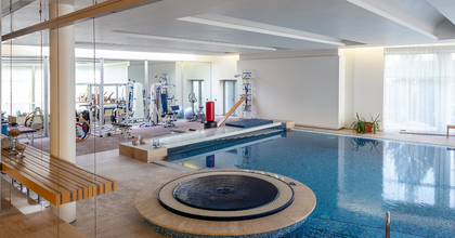 Pool & Fitness Center Cleaning